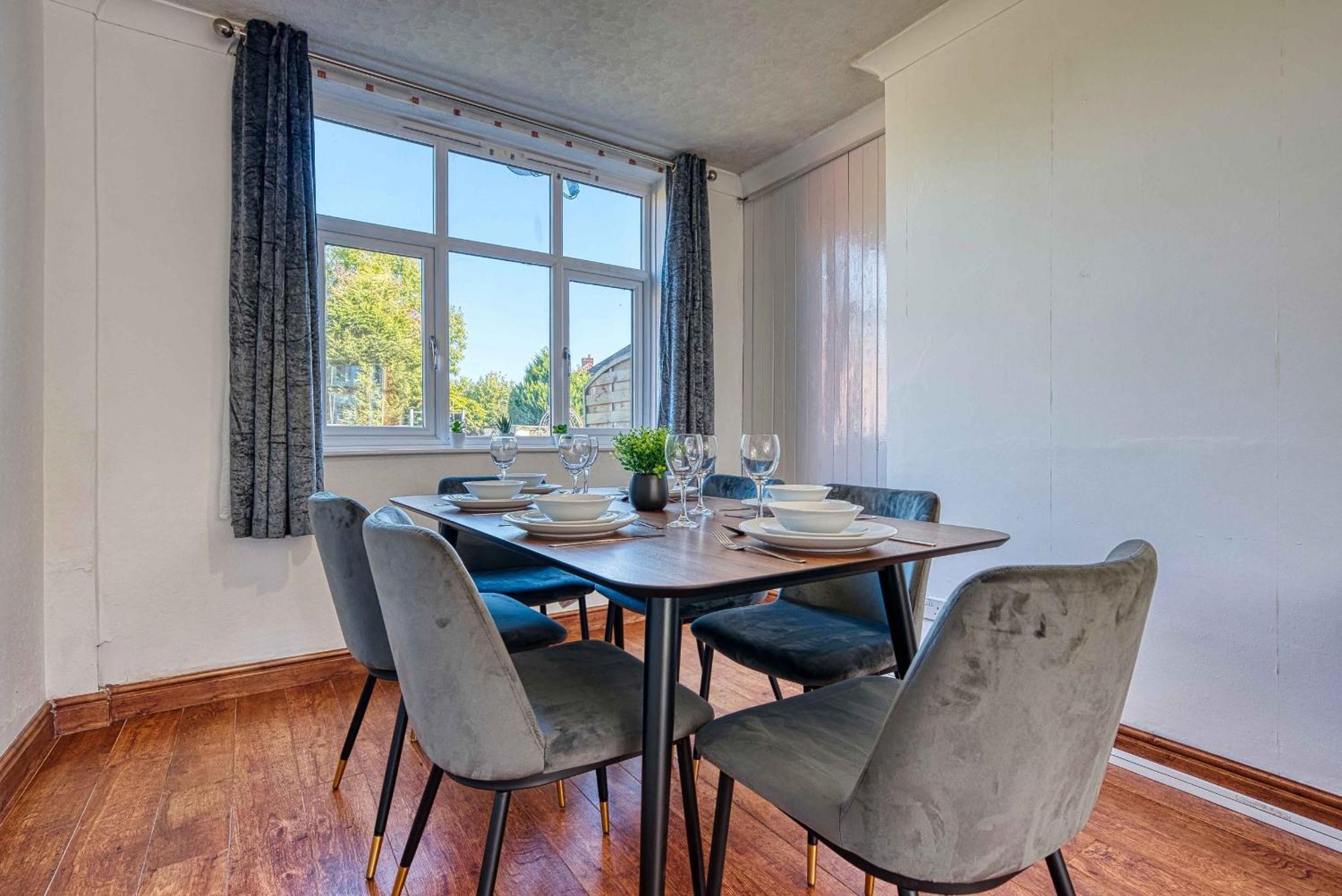 K Suites - Benedon Road Old Holiday home *